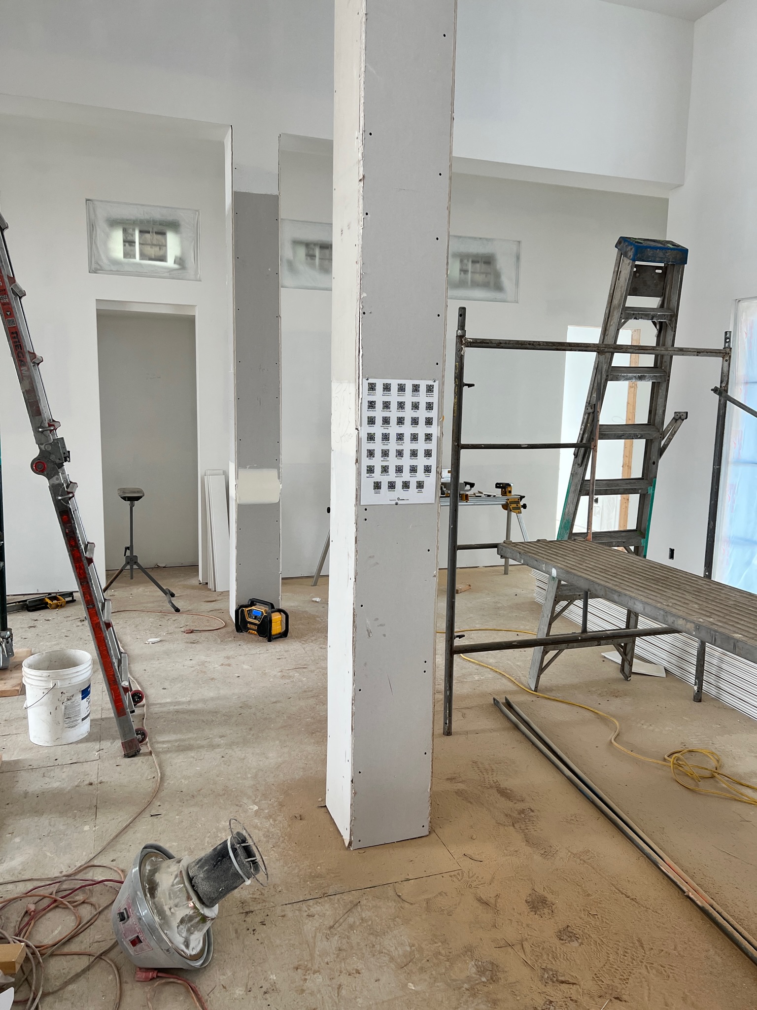 Revolutionizing Construction Sites: The Power of QR Codes for Instant Access to Files, Drawings, and Photos